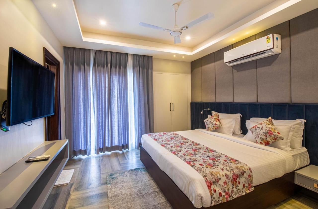 Hotel Js Souvenir Dehradun Exterior photo